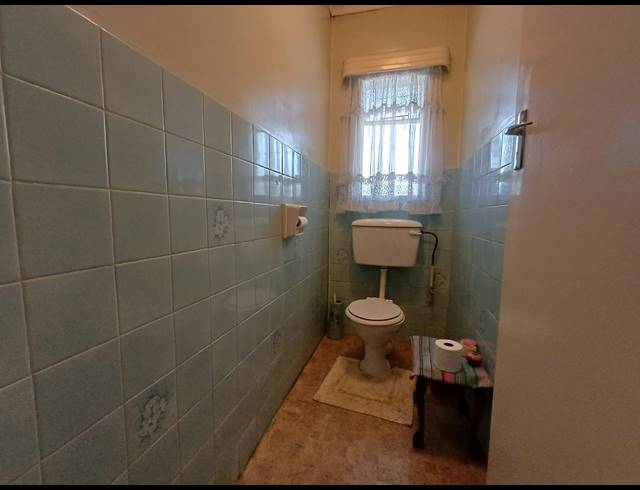 3 BEDROOM HOUSE FOR SALE IN DERSLEY